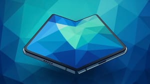 Слух: Складной iPhone 18 получит корпус из титана и алюминия