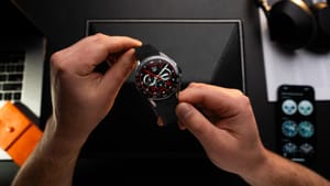 TAG Heuer представила первые смарт-часы с официальной сертификацией Apple