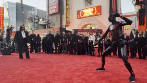 Гуманоидный робот Tesla устроил шоу на премьере «Трон: Арес»