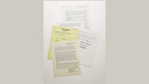 Учредительные документы Apple снова ушли с молотка