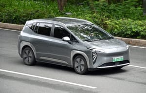 «Яндекс» разрабатывает электромобиль UMO 5 для работы в такси с ориентиром на 2026 год