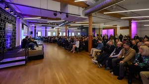 Топ-менеджеры Microsoft, OpenAI и AWS констатировали смерть привычных ИИ-помощников