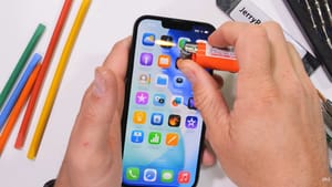 Российских абонентов могут заставить платить за регистрацию смартфонов по IMEI ради работы в сетях связи