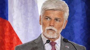 Президент Чехии призвал НАТО отключить Россию от интернета