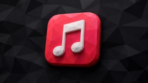 Десятилетие Apple Music: миллиардные штрафы, инновации и один провал