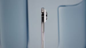 Инсайдеры: ёмкость аккумулятора iPhone Air 2 заметно вырастет