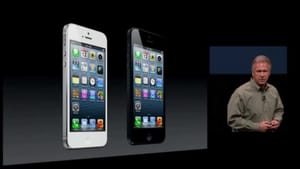 Этот день в истории Apple: выходит iPhone 5 вместе с новыми наушниками EarPods